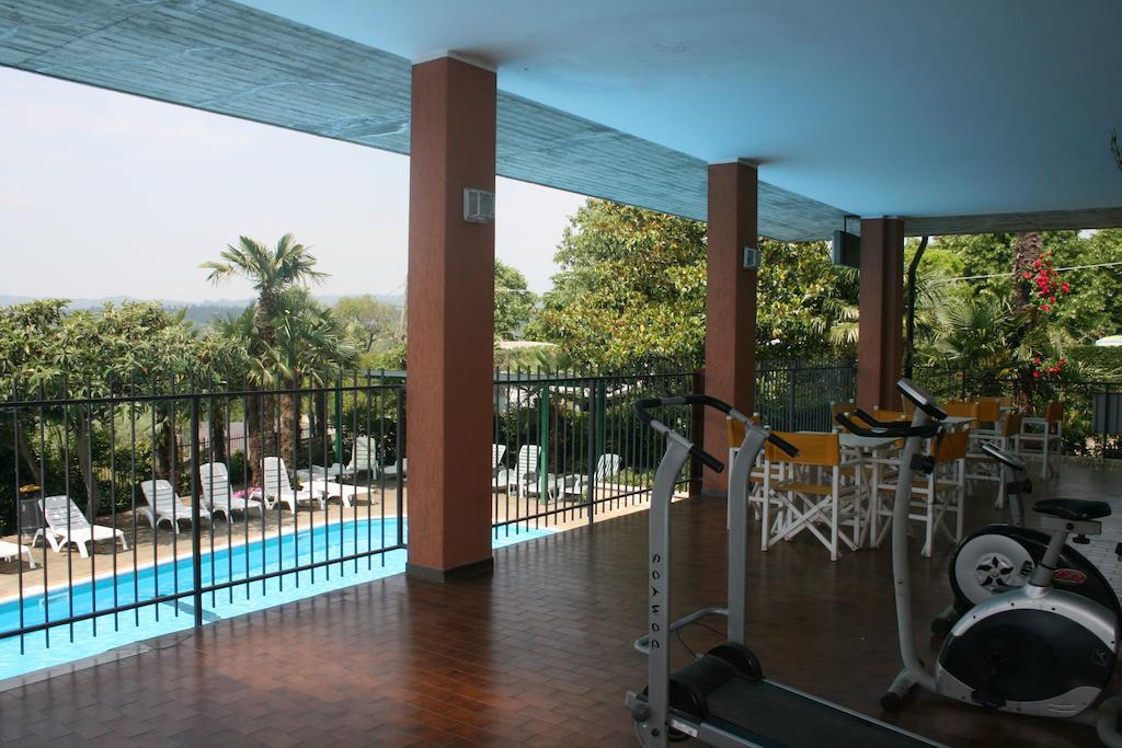 Residence Miralago Rooms & Apartments Manerba del Garda Exterior foto