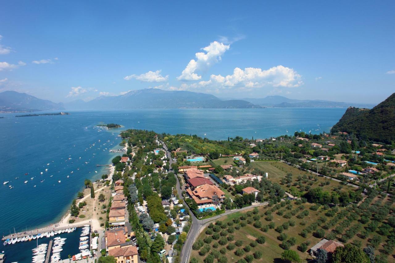 Residence Miralago Rooms & Apartments Manerba del Garda Habitación foto